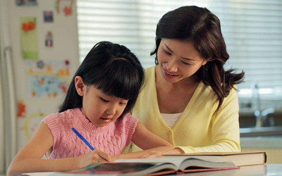 一对一在线学英语口语哪家好?适合多大孩子?