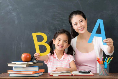 小孩子哪里学英语好?采用哪种教材?